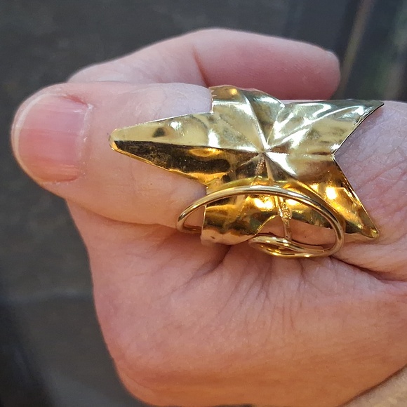 GOLD STAR RING - Picture 7 of 7